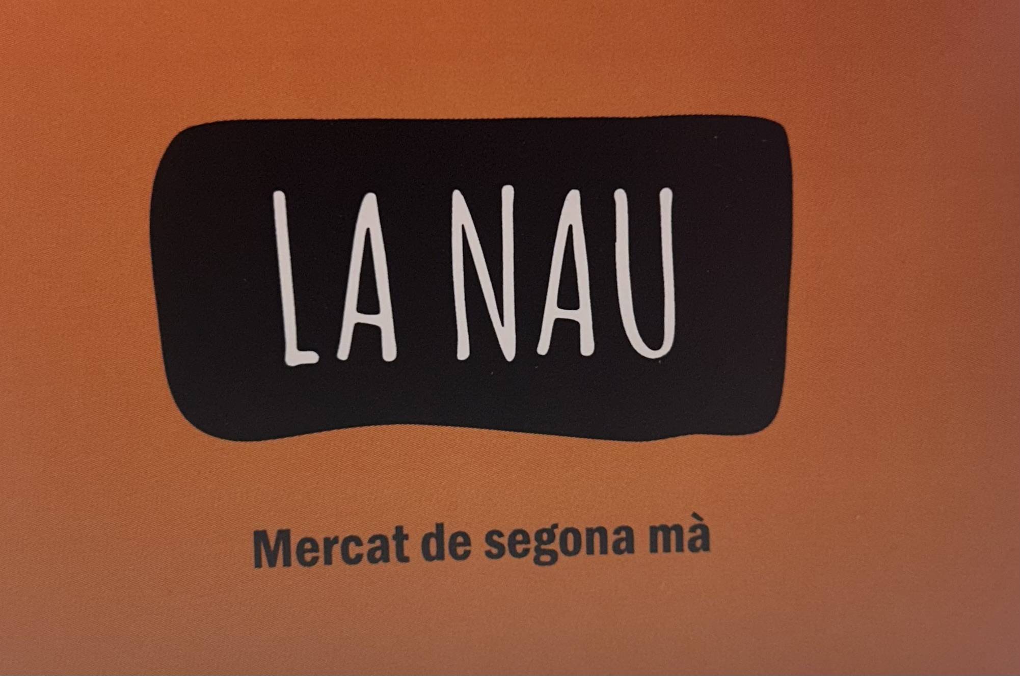 Logo de LA NAU MERCAT SEGOMA MA