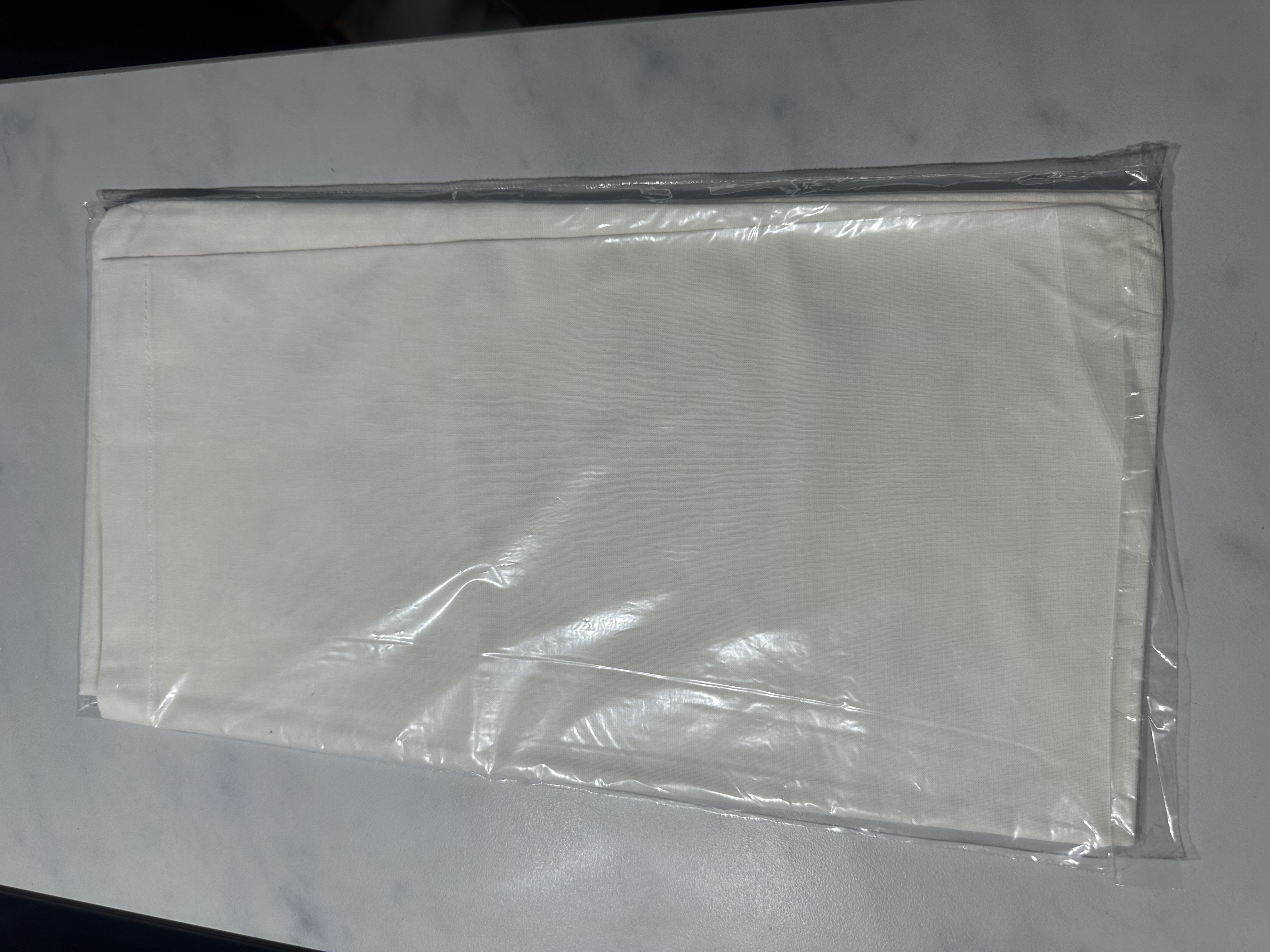 Fundas de almohada blancas
